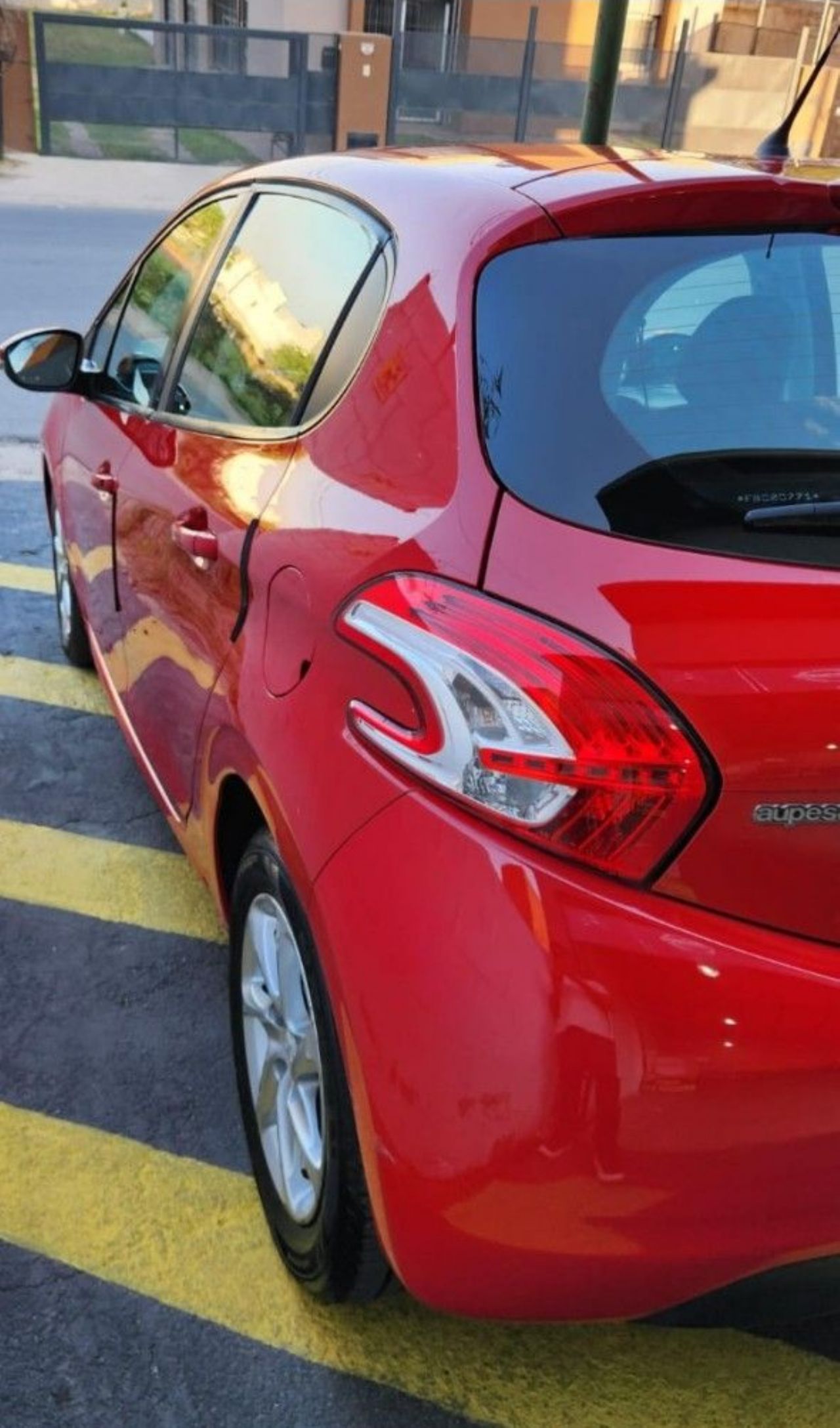 Peugeot 208 Usado Financiado en Córdoba, deRuedas