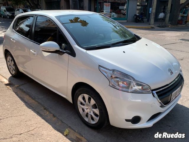 Peugeot 208 Usado en Mendoza, deRuedas