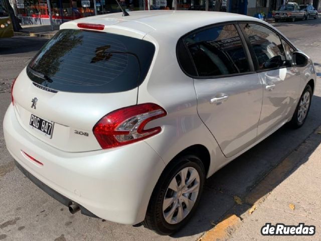 Peugeot 208 Usado en Mendoza, deRuedas