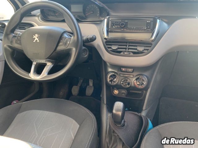 Peugeot 208 Usado en Mendoza, deRuedas