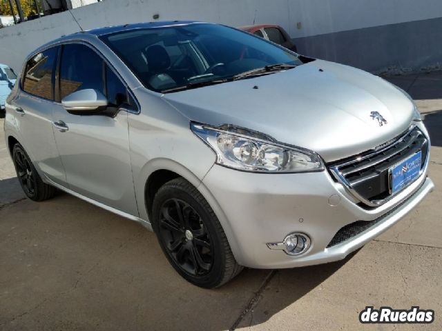 Peugeot 208 Usado en Mendoza, deRuedas