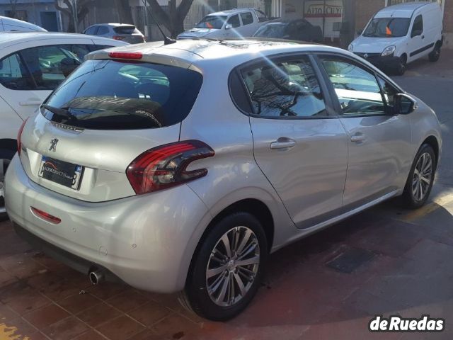 Peugeot 208 Usado en Mendoza, deRuedas