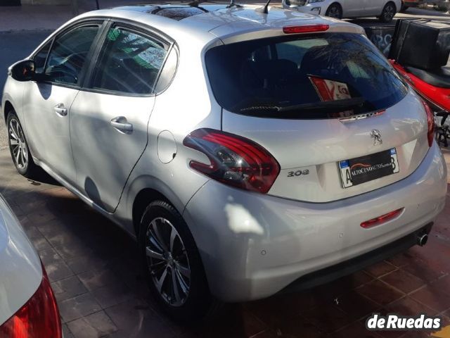 Peugeot 208 Usado en Mendoza, deRuedas