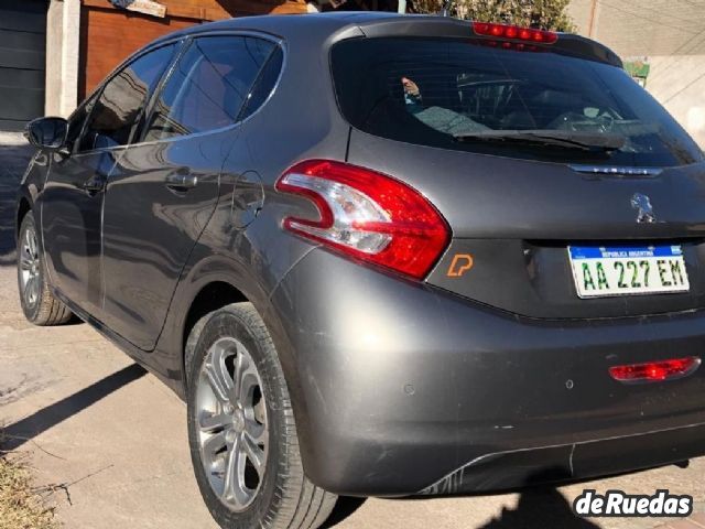 Peugeot 208 Usado en Mendoza, deRuedas