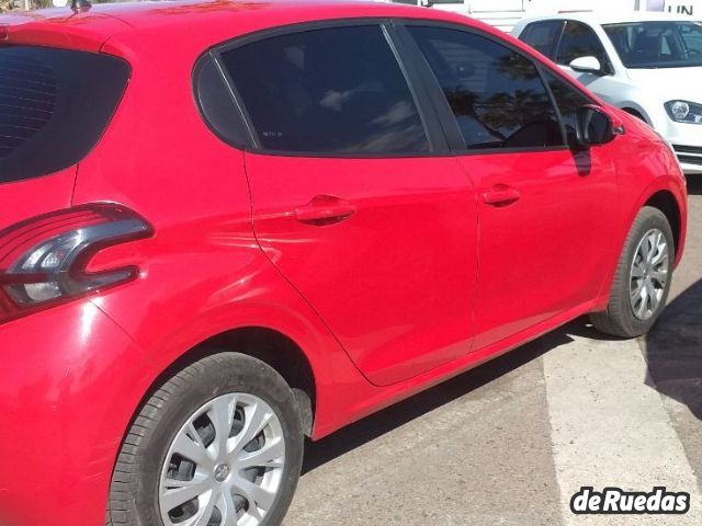 Peugeot 208 Usado en Mendoza, deRuedas