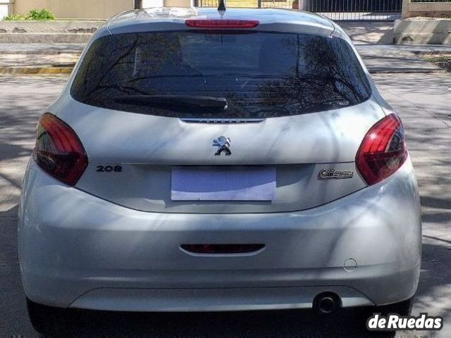 Peugeot 208 Usado en Mendoza, deRuedas