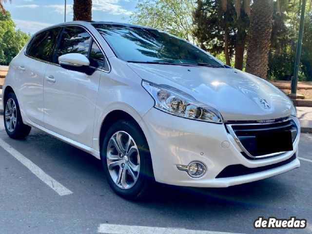 Peugeot 208 Usado en Mendoza, deRuedas