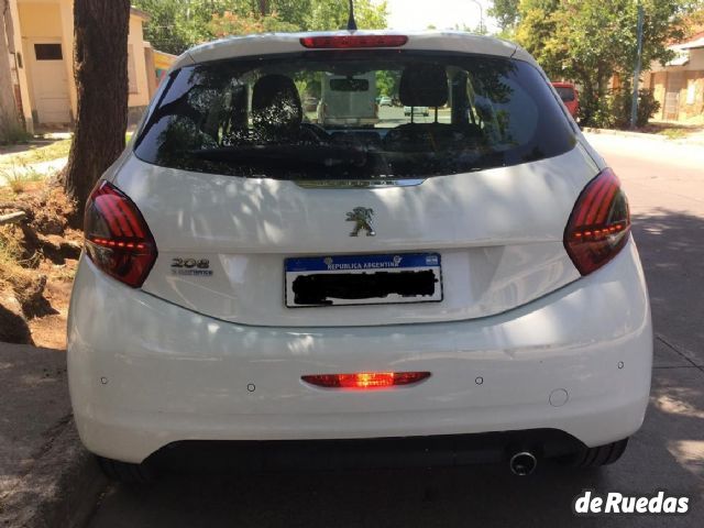 Peugeot 208 Usado en Mendoza, deRuedas