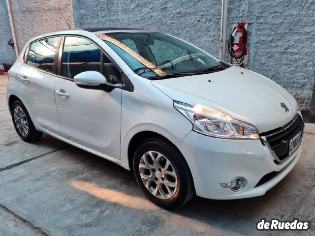 Peugeot 208 Usado en Mendoza, deRuedas