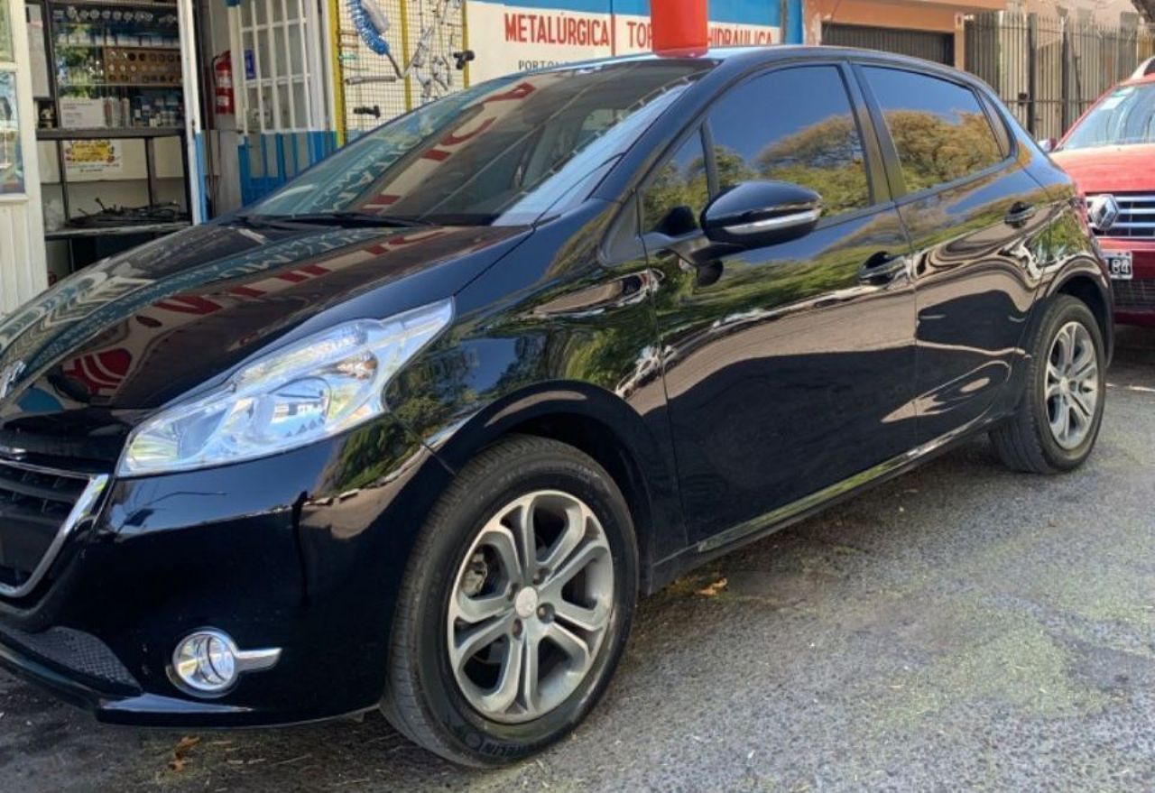 Peugeot 208 Usado en Mendoza, deRuedas