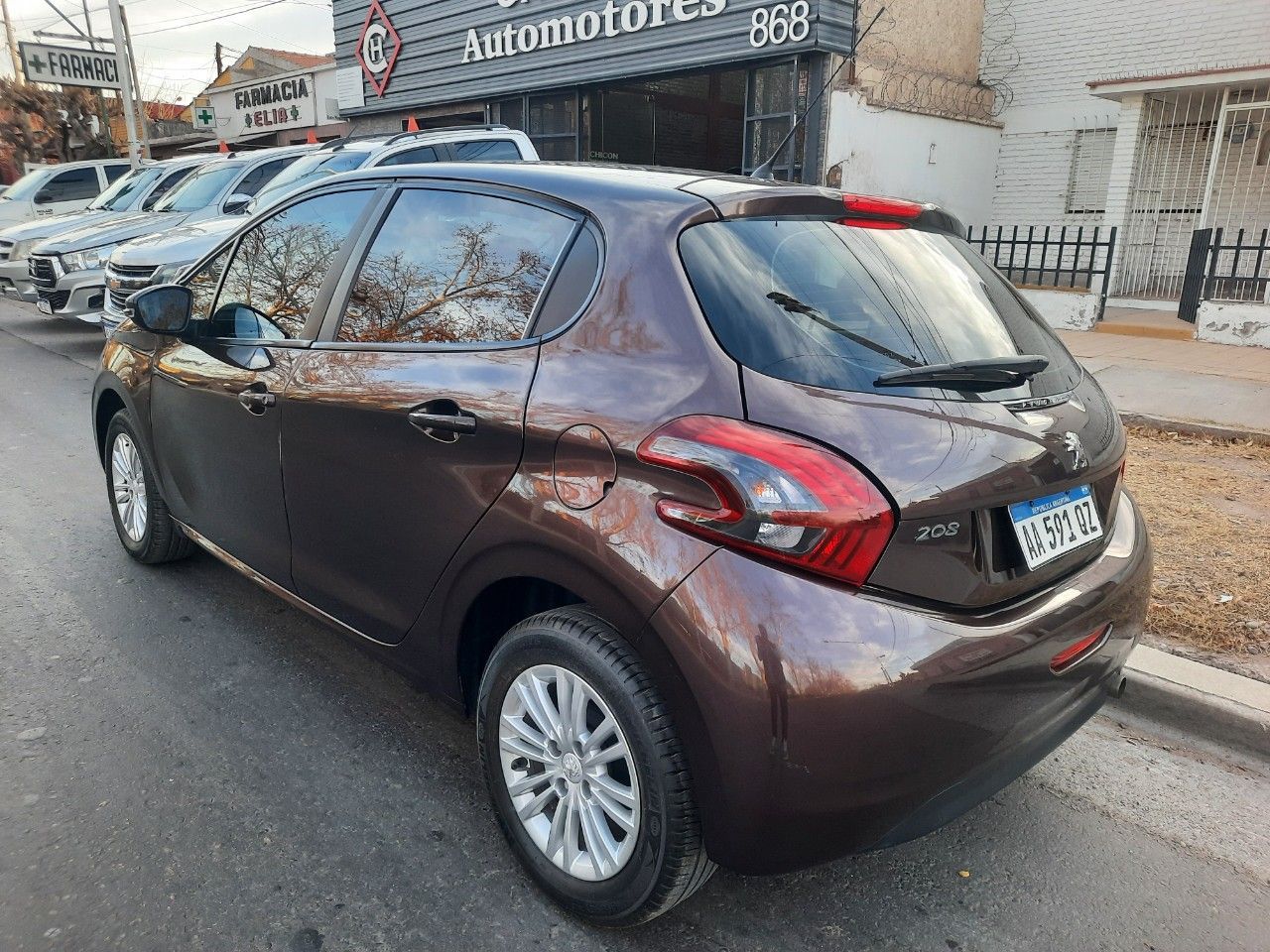 Peugeot 208 Usado en Mendoza, deRuedas