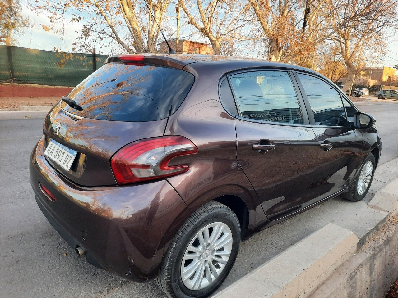 Peugeot 208 Usado en Mendoza, deRuedas