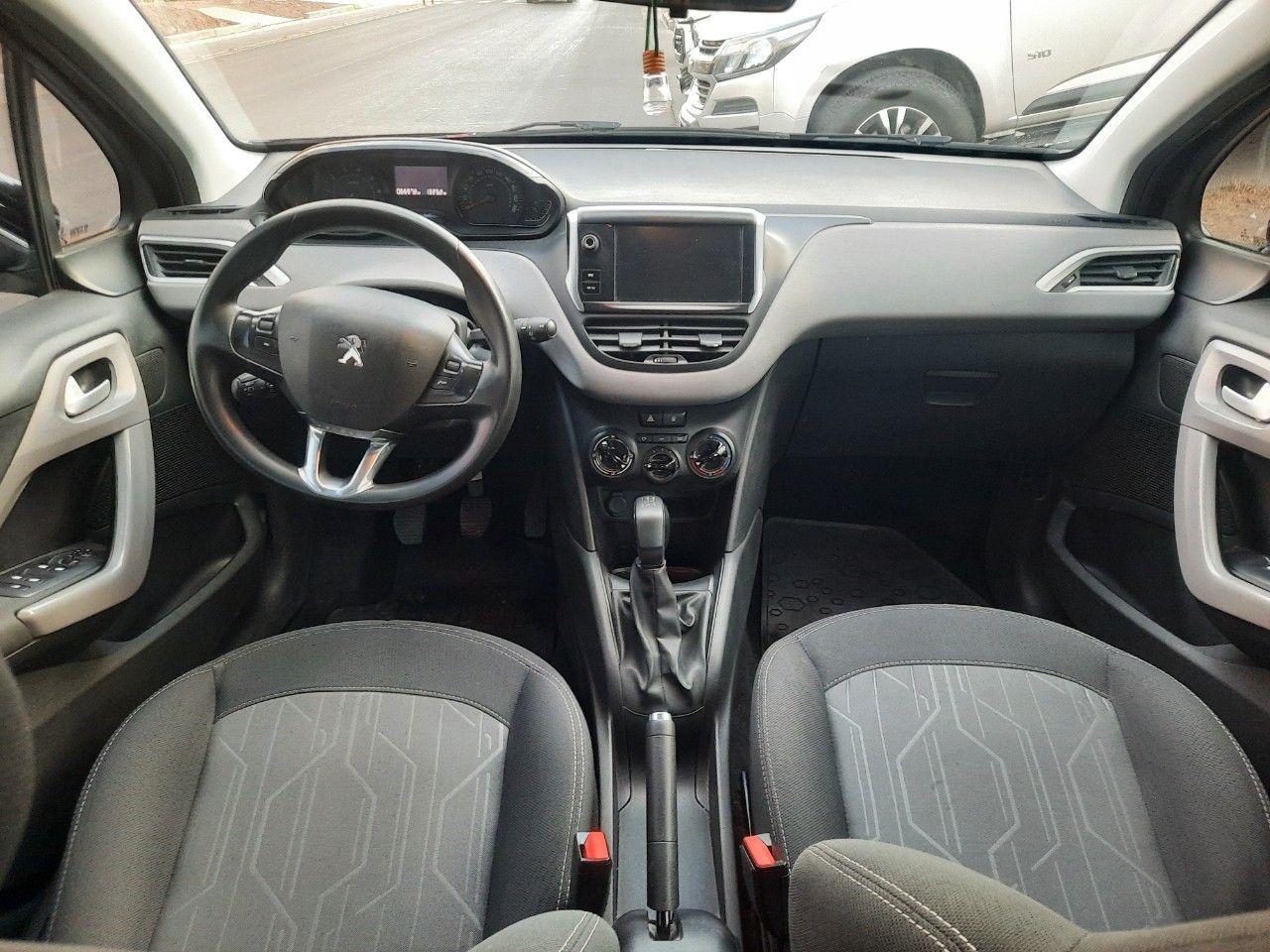 Peugeot 208 Usado en Mendoza, deRuedas