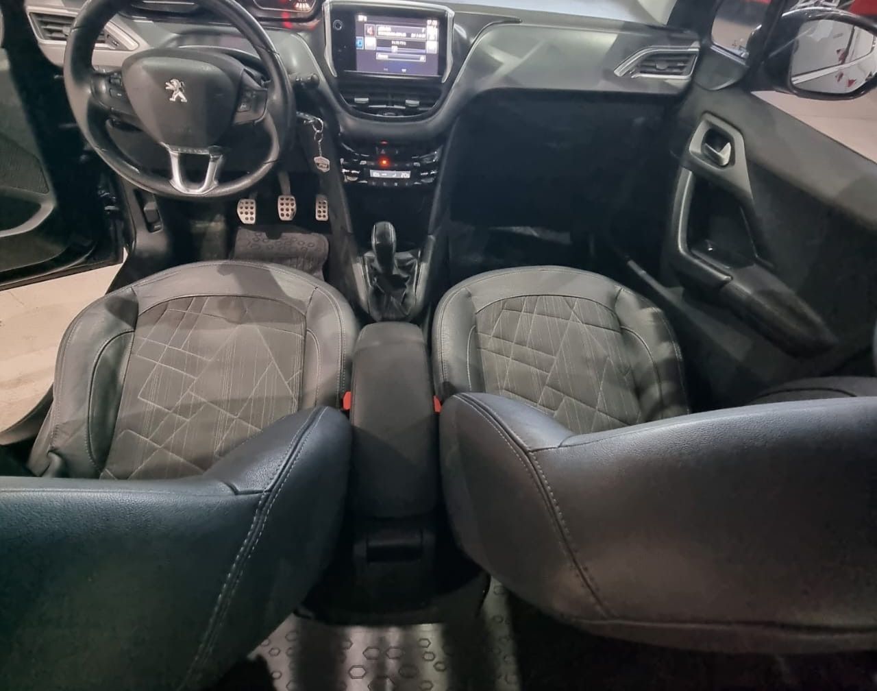 Peugeot 208 Usado en Mendoza, deRuedas