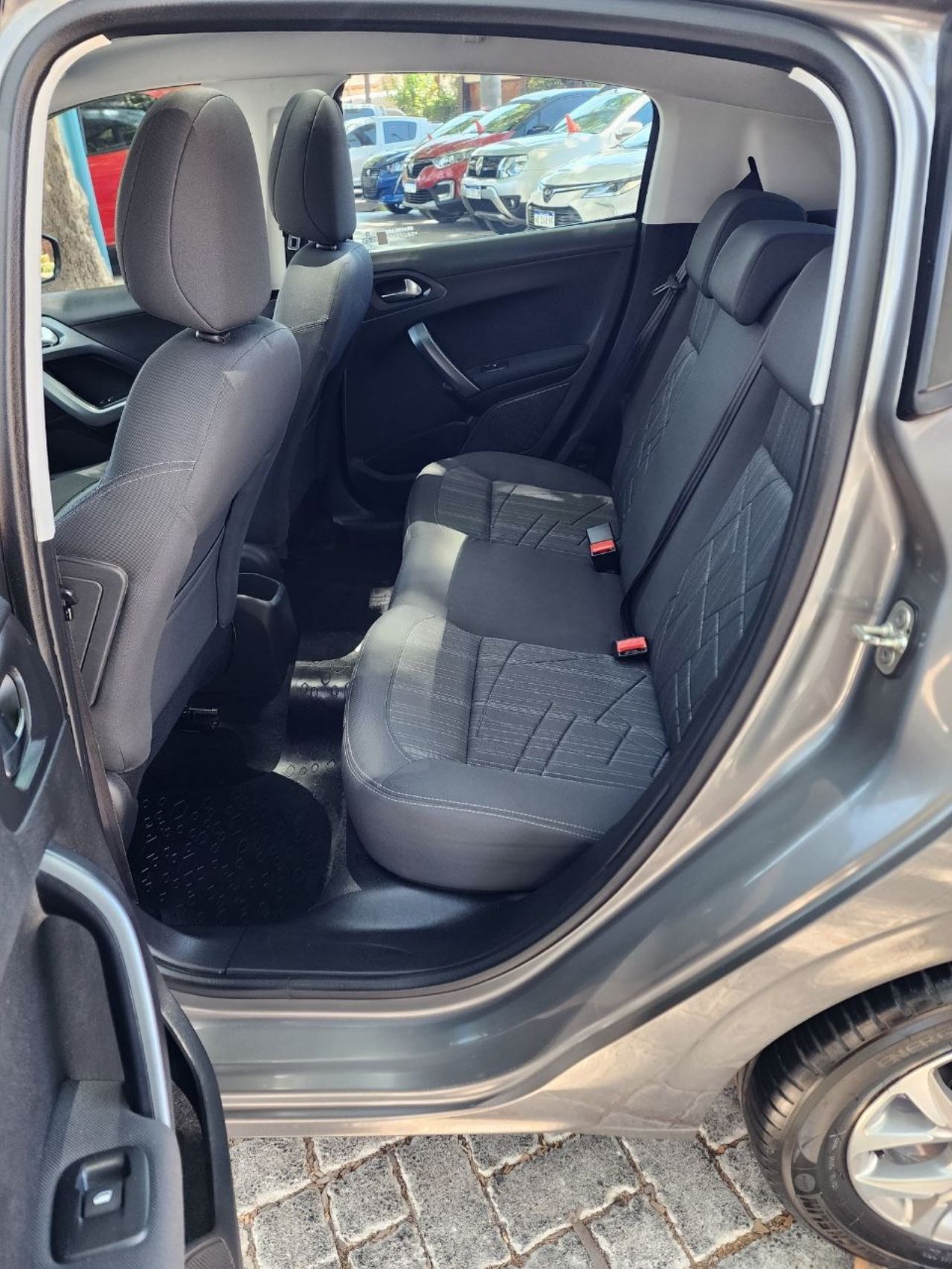 Peugeot 208 Usado en Mendoza, deRuedas