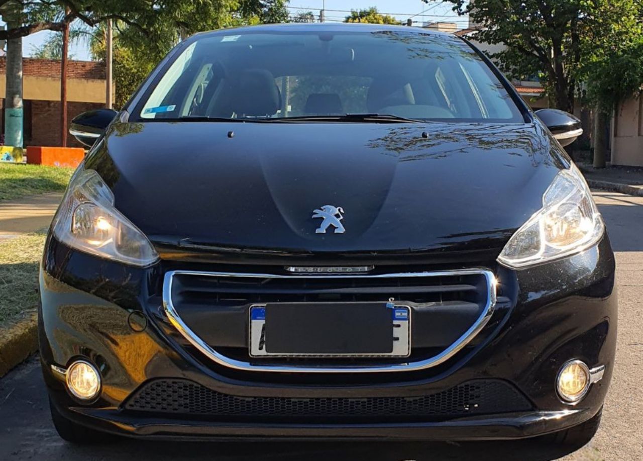 Peugeot 208 Usado Financiado en Córdoba, deRuedas