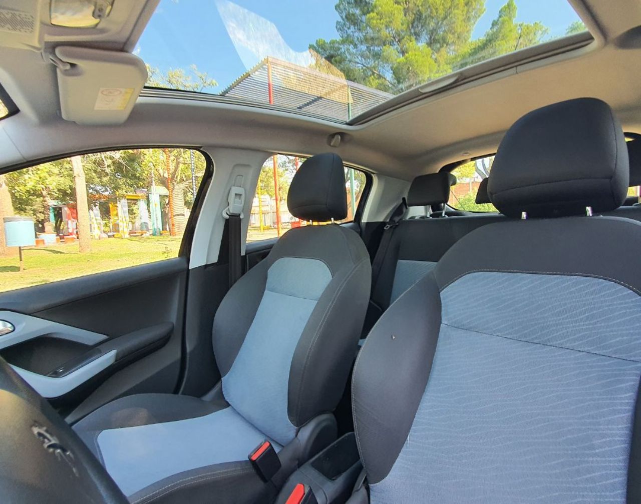 Peugeot 208 Usado Financiado en Córdoba, deRuedas