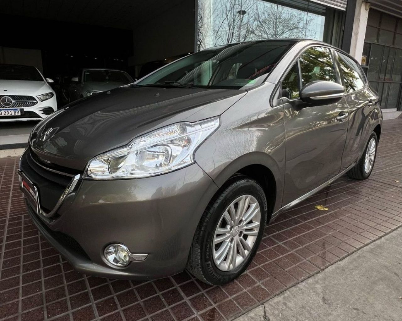 Peugeot 208 Usado Financiado en Mendoza, deRuedas
