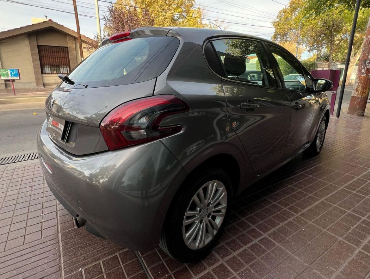Peugeot 208 Usado Financiado en Mendoza, deRuedas