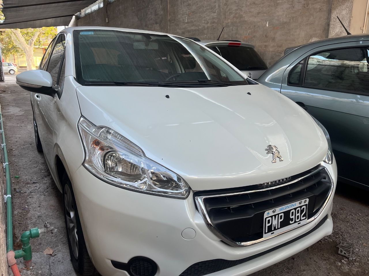 Peugeot 208 Usado Financiado en Mendoza, deRuedas