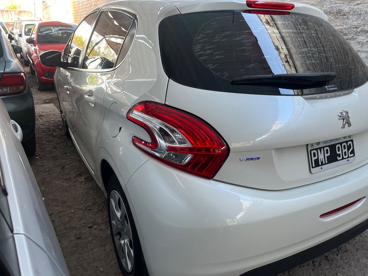Peugeot 208 Usado Financiado en Mendoza, deRuedas