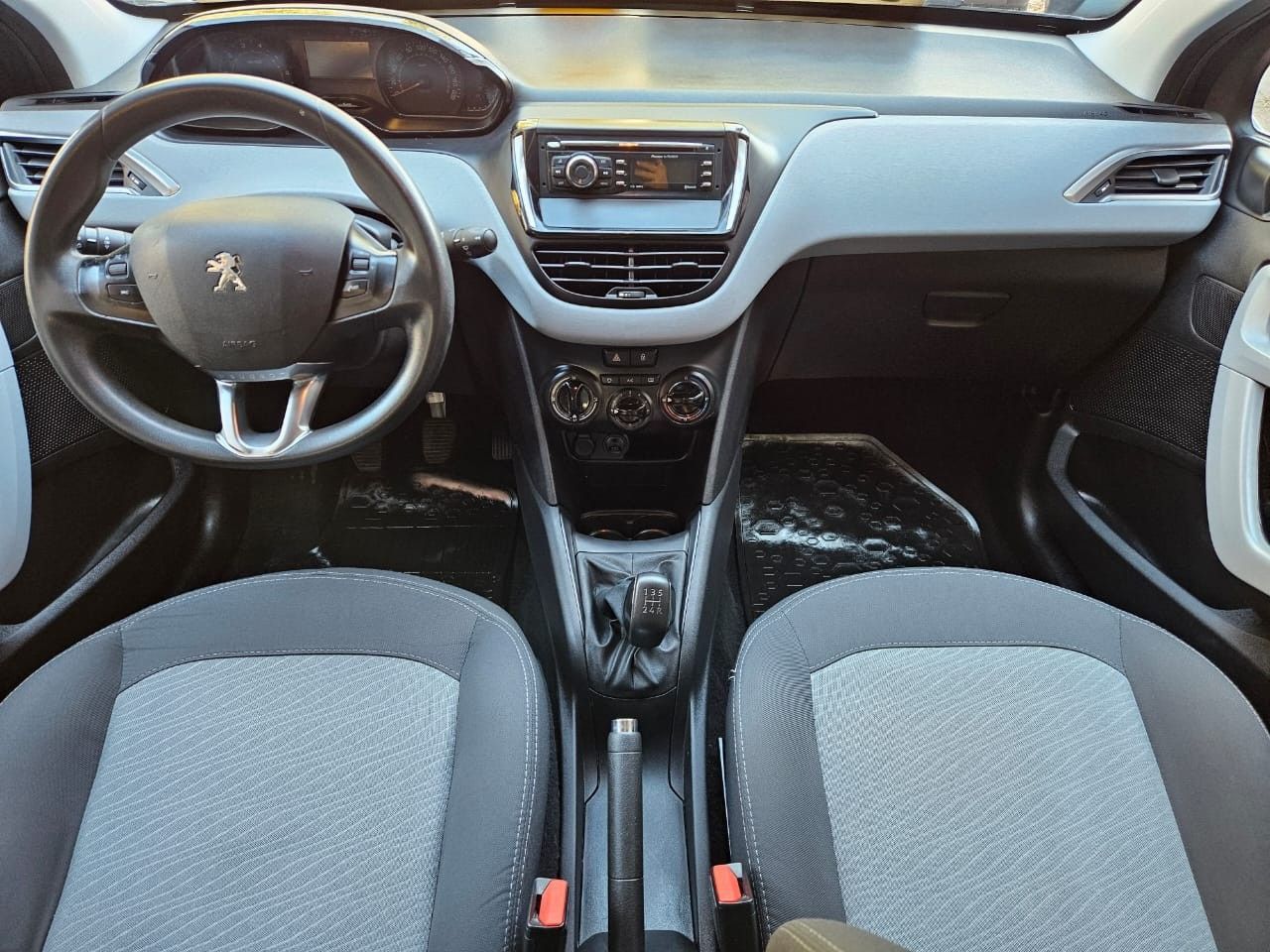 Peugeot 208 Usado en Mendoza, deRuedas