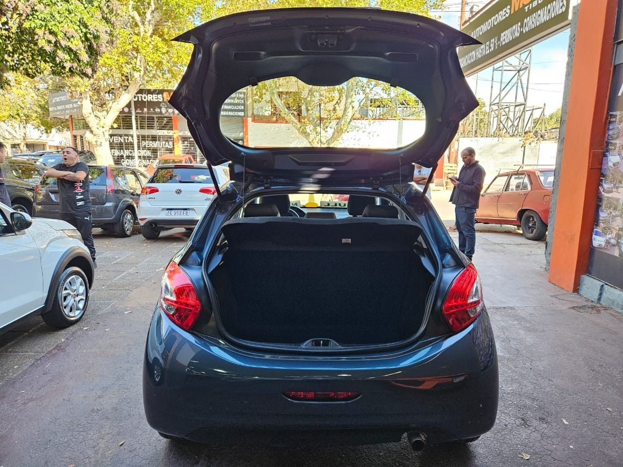 Peugeot 208 Usado en Mendoza, deRuedas