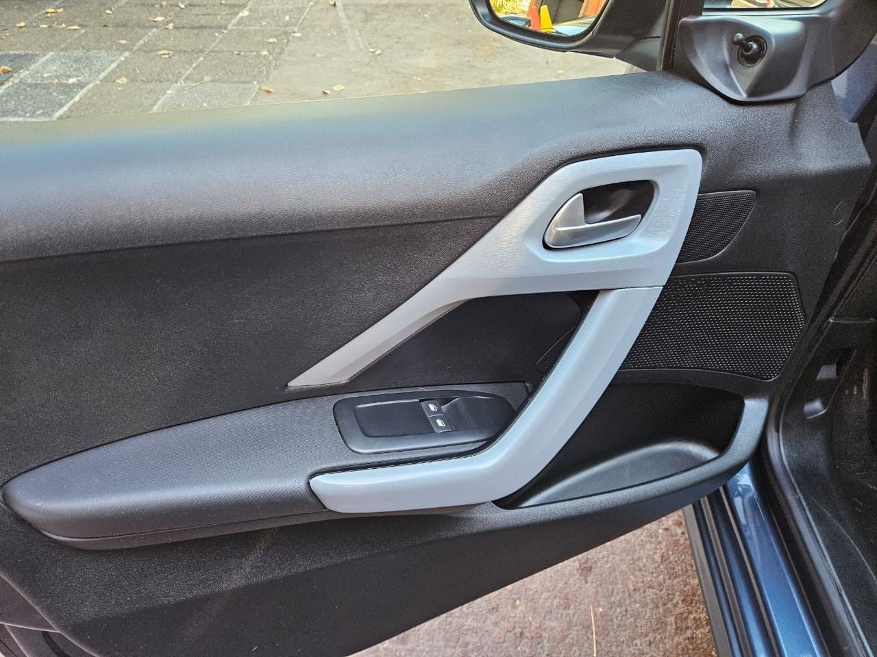 Peugeot 208 Usado en Mendoza, deRuedas