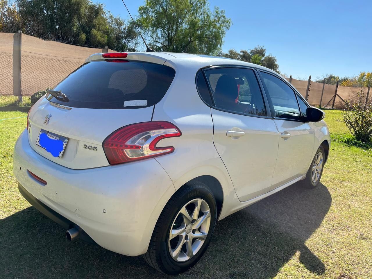 Peugeot 208 Usado en Mendoza, deRuedas