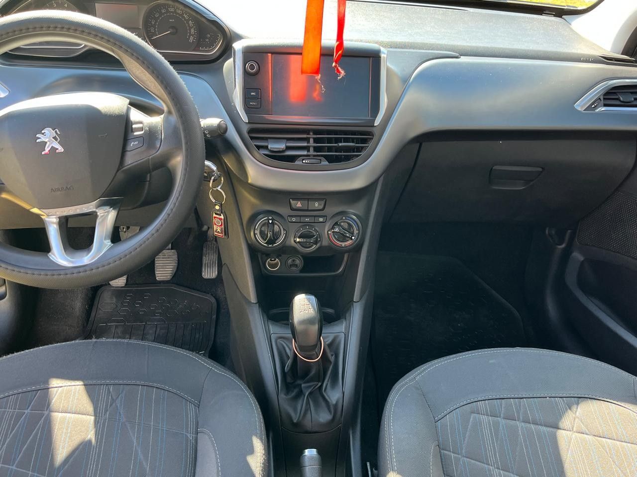 Peugeot 208 Usado en Mendoza, deRuedas