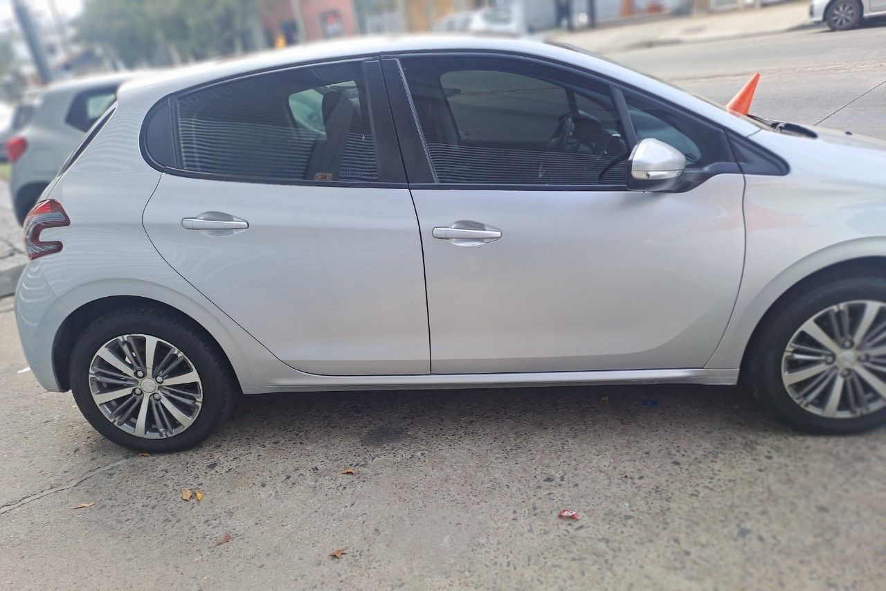 Peugeot 208 Usado en Buenos Aires, deRuedas