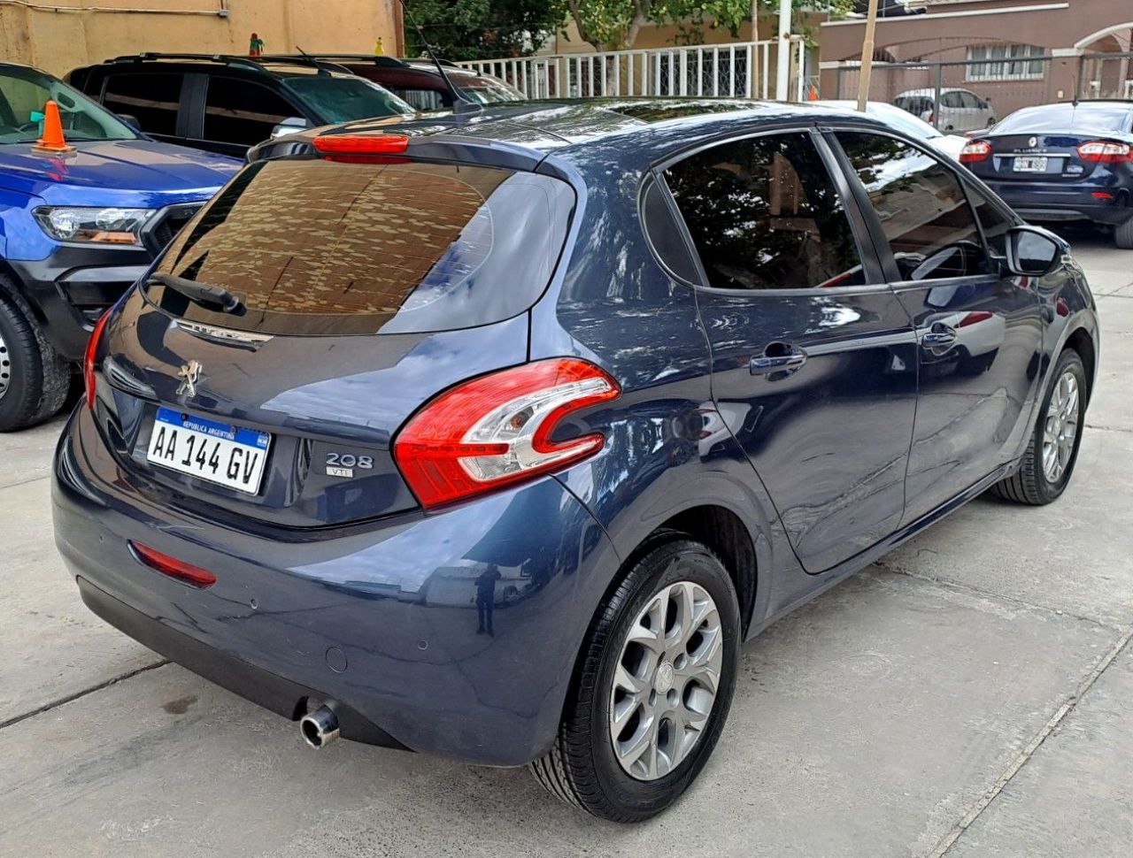 Peugeot 208 Usado en San Juan, deRuedas