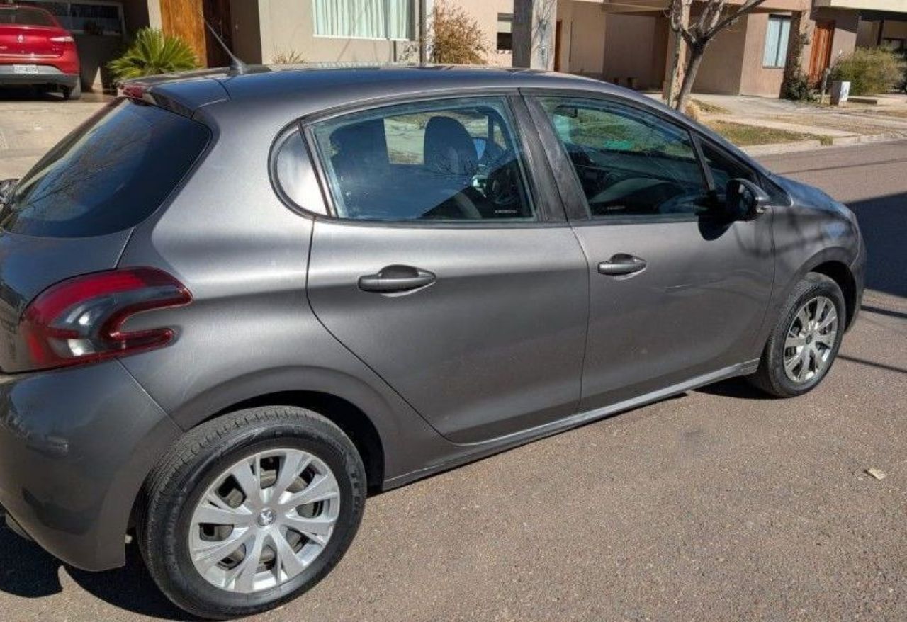 Peugeot 208 Usado en Mendoza, deRuedas