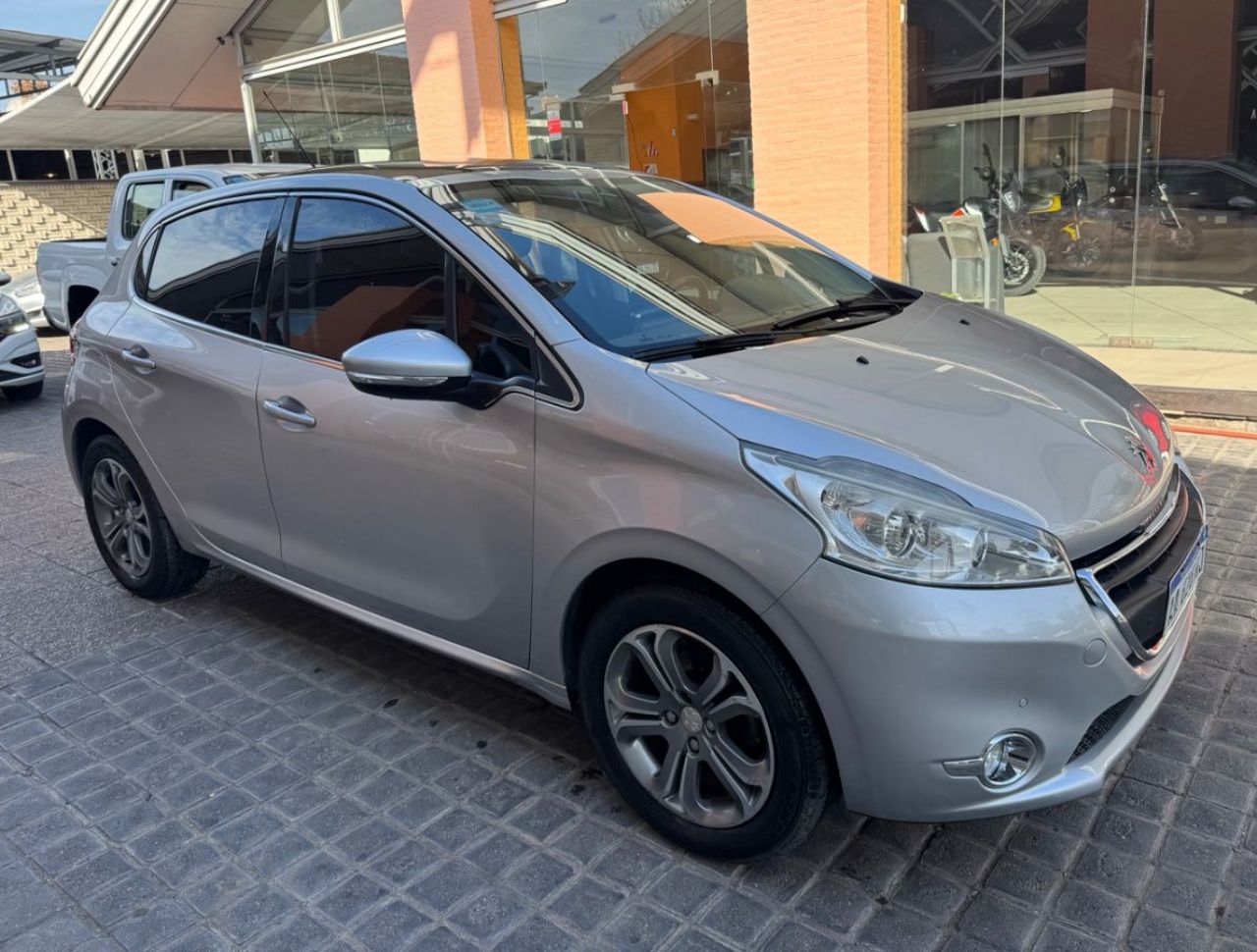 Peugeot 208 Usado en Mendoza, deRuedas