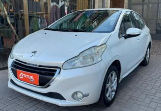 Peugeot 208 Usado en Córdoba Financiado