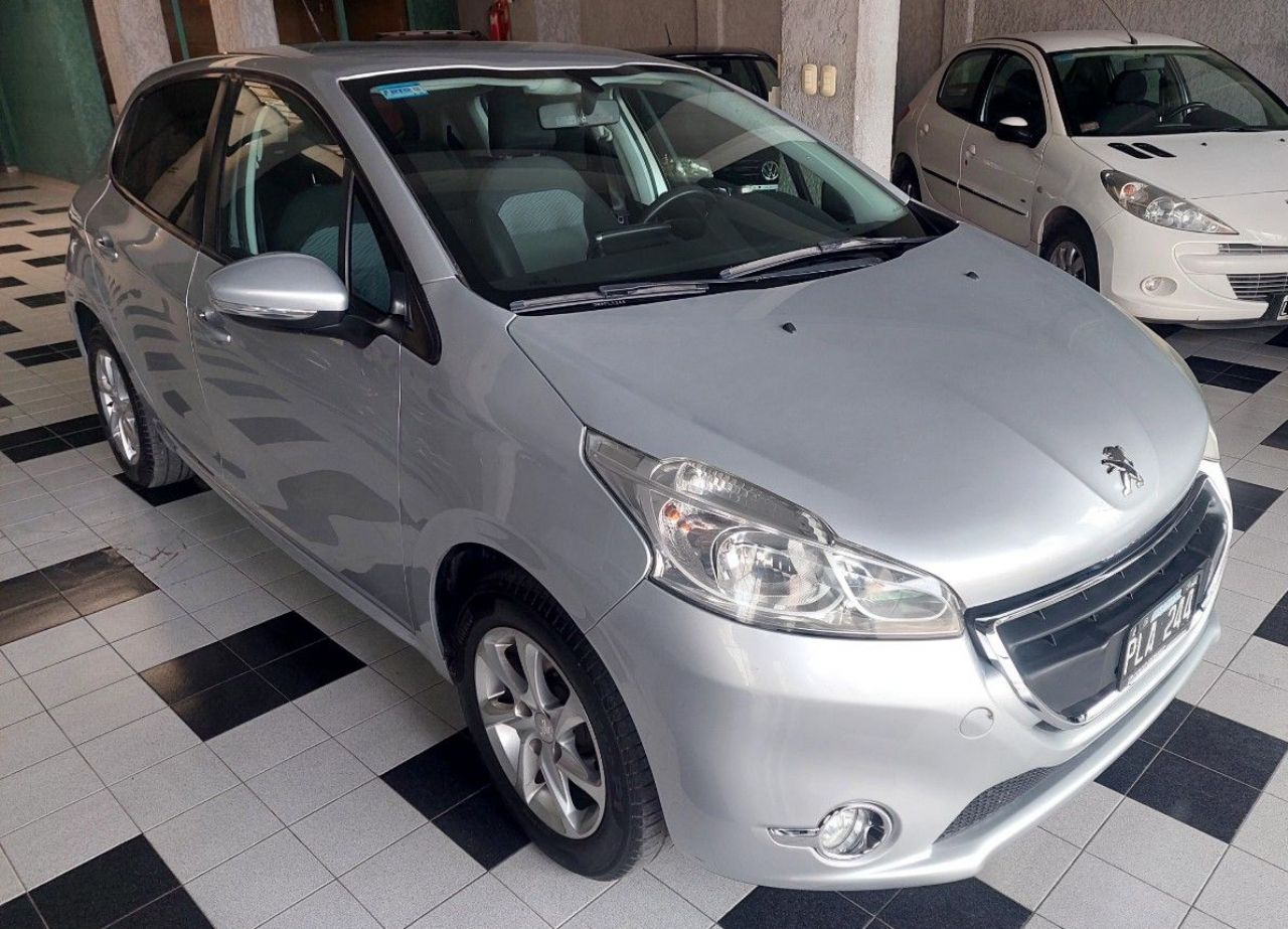 Peugeot 208 Usado en Mendoza, deRuedas