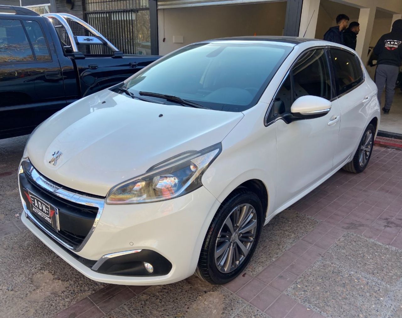 Peugeot 208 Usado en Mendoza, deRuedas