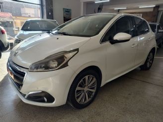 Peugeot 208 Usado en Mendoza Financiado