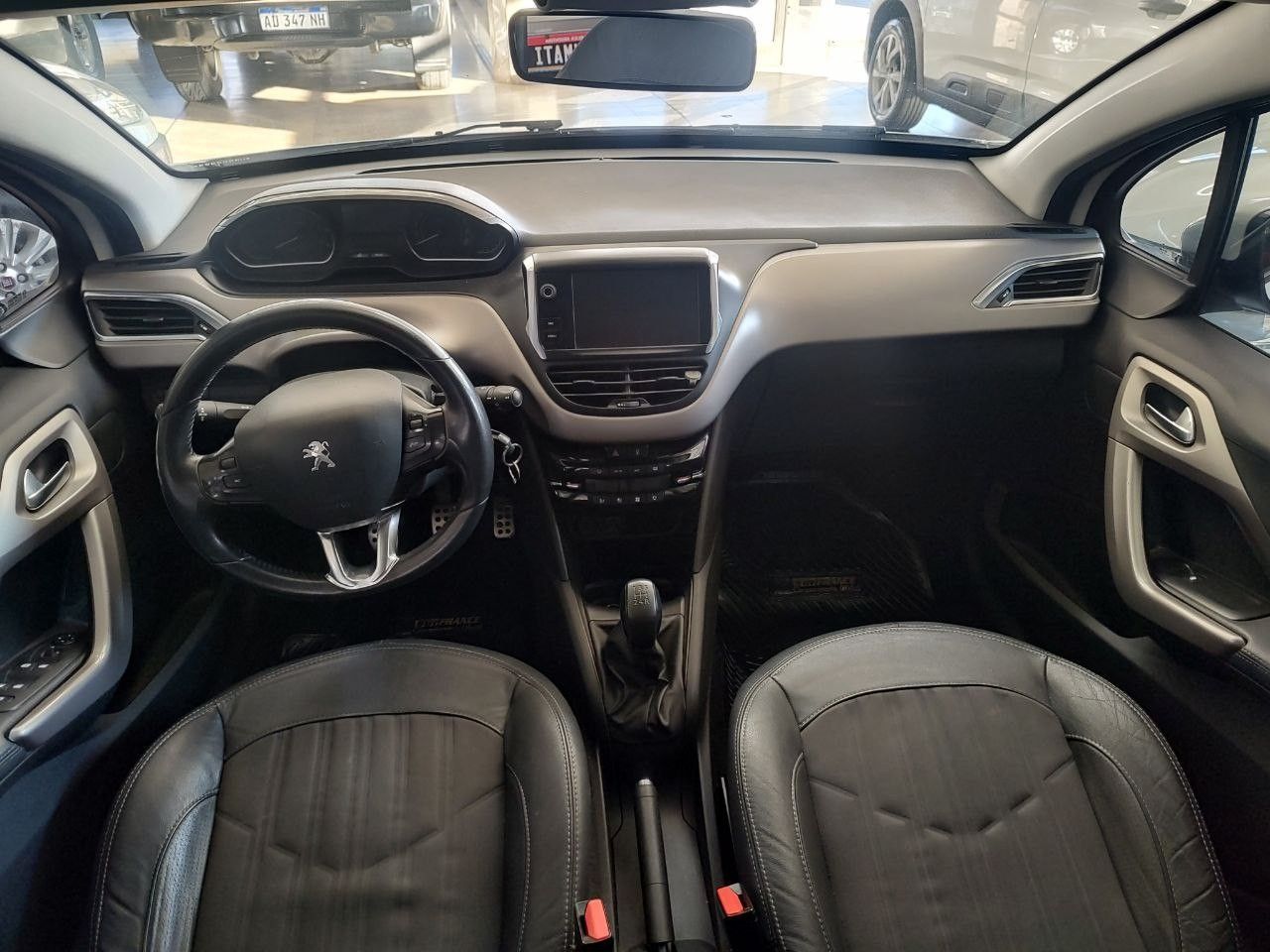 Peugeot 208 Usado Financiado en Mendoza, deRuedas