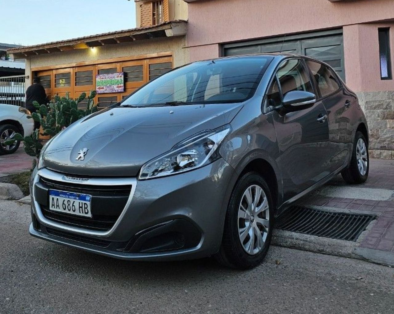 Peugeot 208 Usado en Mendoza, deRuedas