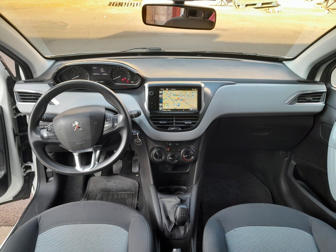 Peugeot 208 Usado en Mendoza, deRuedas