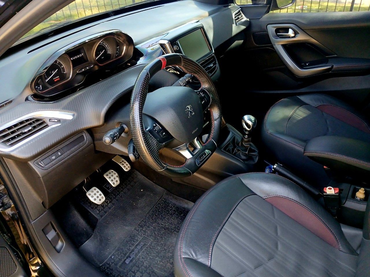 Peugeot 208 Usado en Santa Fe, deRuedas