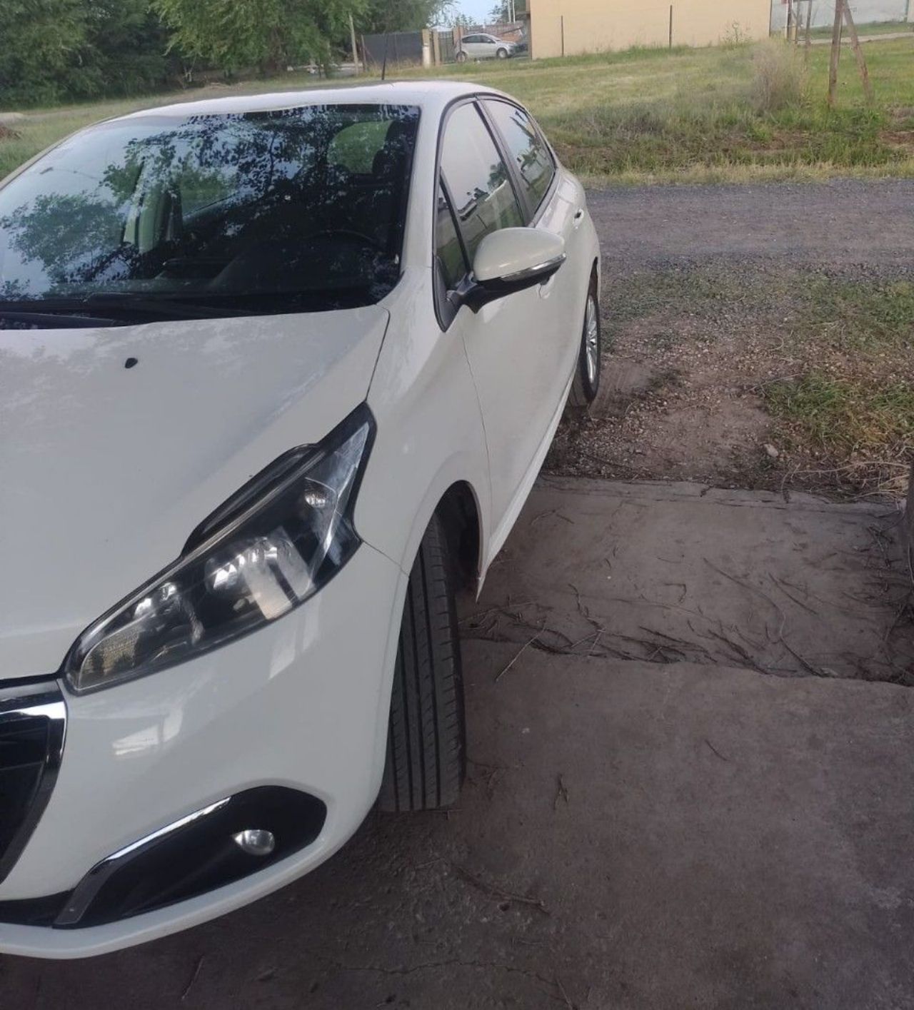 Peugeot 208 Usado en Santa Fe, deRuedas