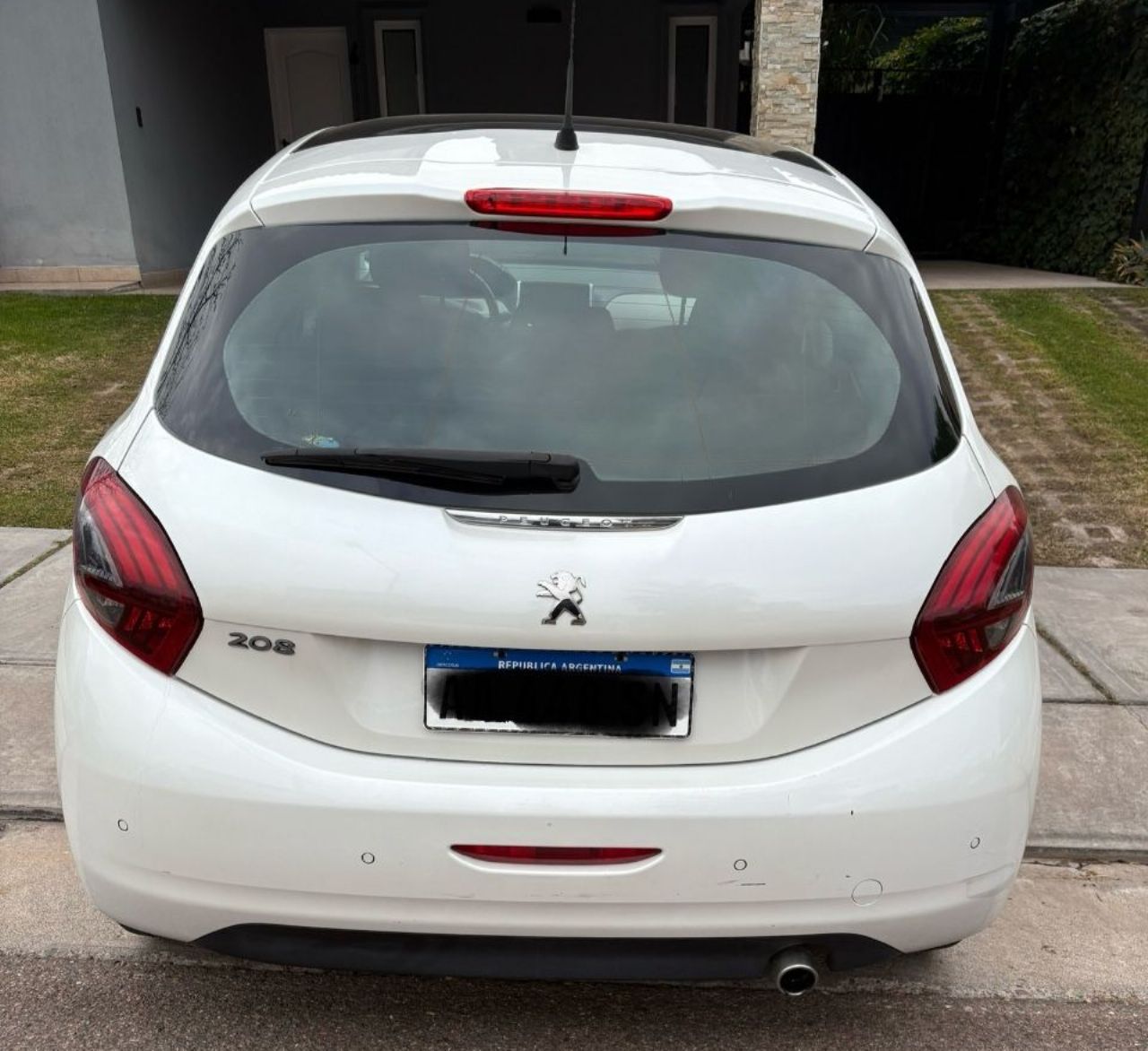 Peugeot 208 Usado en Mendoza, deRuedas