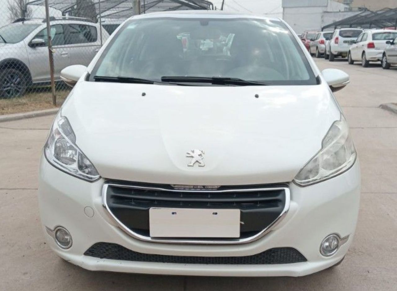 Peugeot 208 Usado Financiado en Córdoba, deRuedas