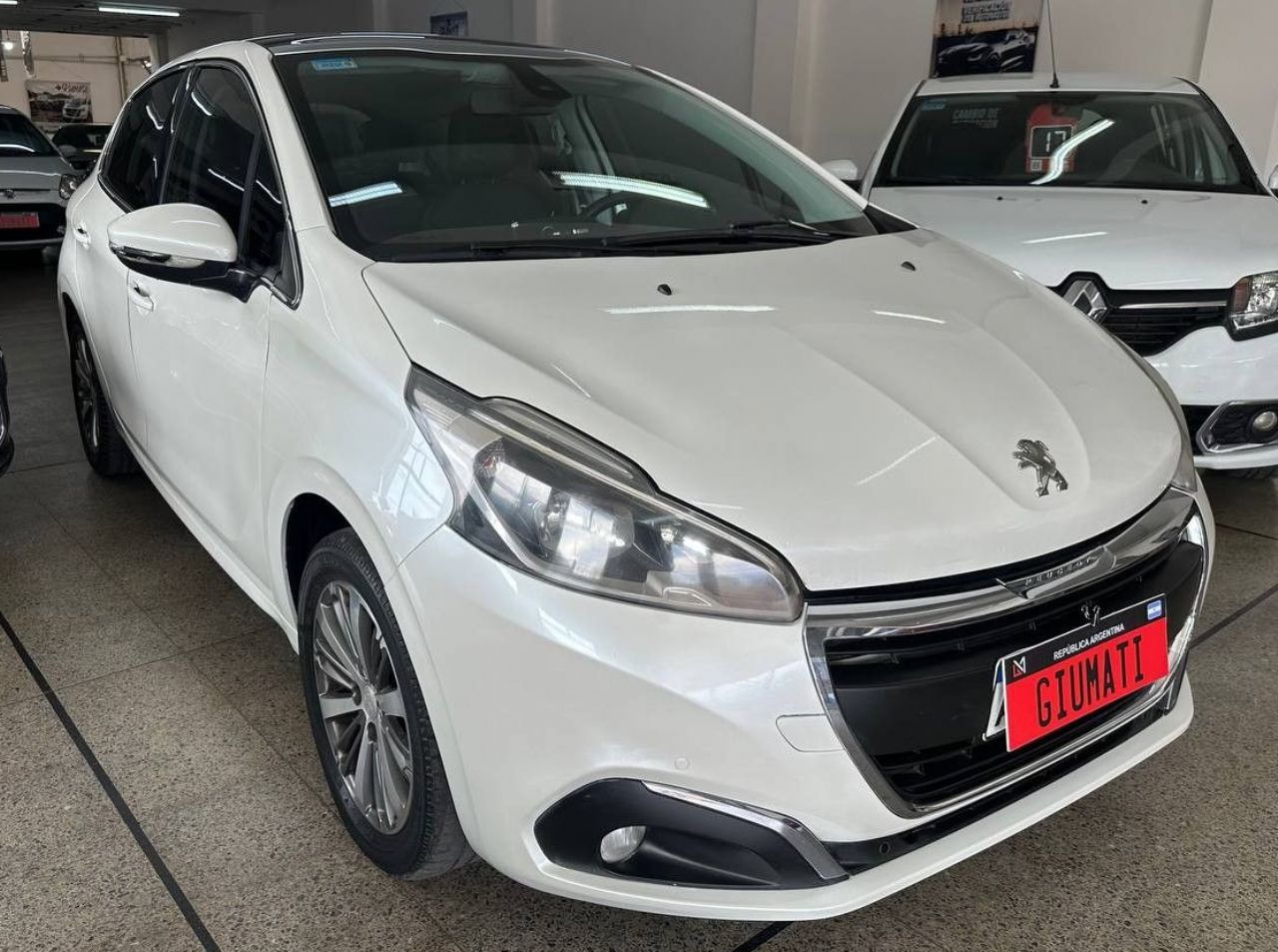 Peugeot 208 Usado Financiado en Mendoza, deRuedas