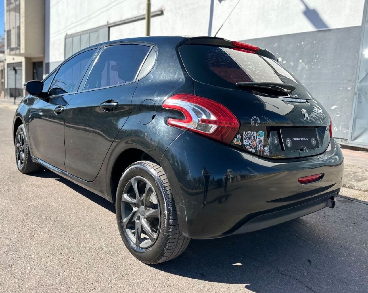 Peugeot 208 Usado Financiado en Mendoza, deRuedas