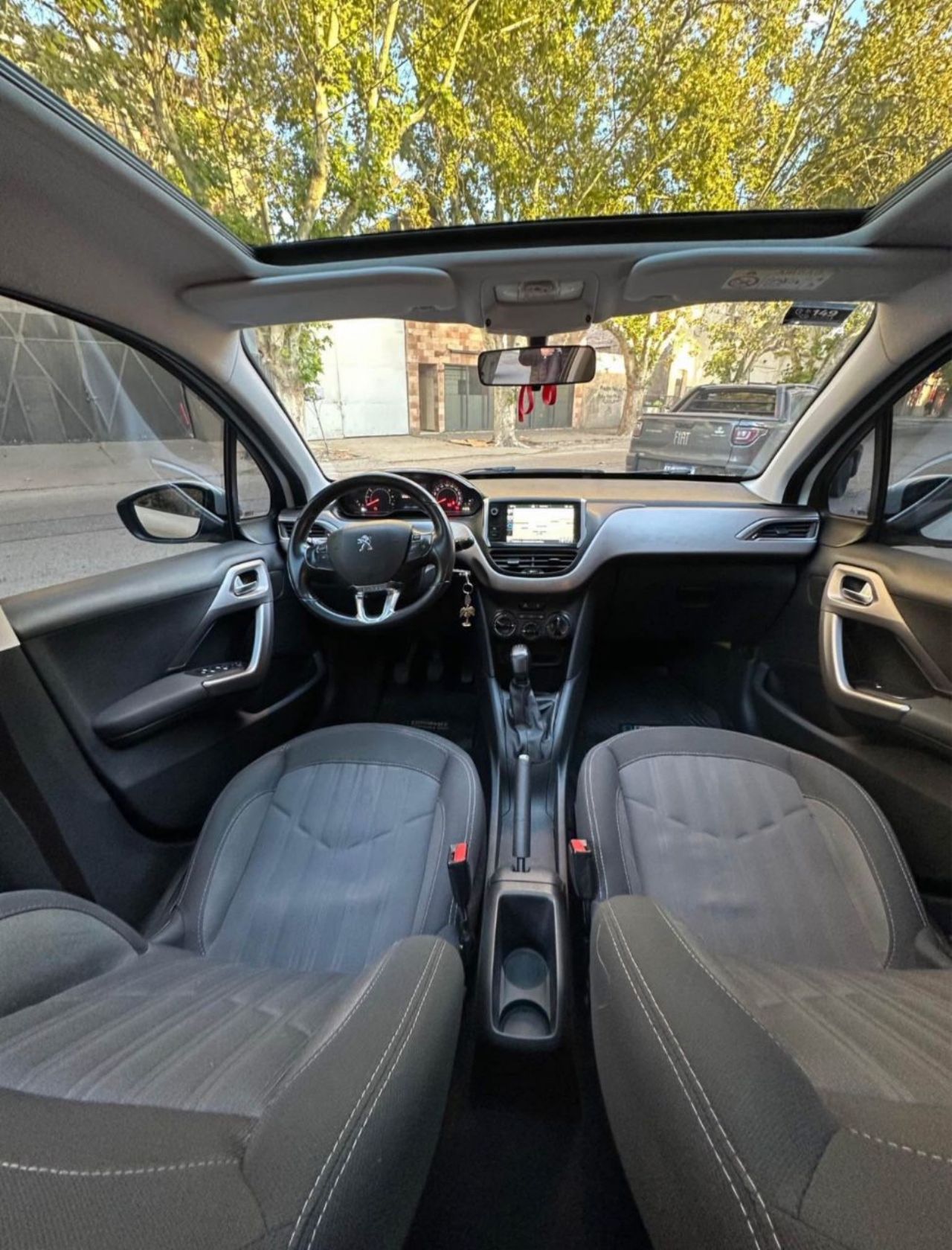 Peugeot 208 Usado en Mendoza, deRuedas
