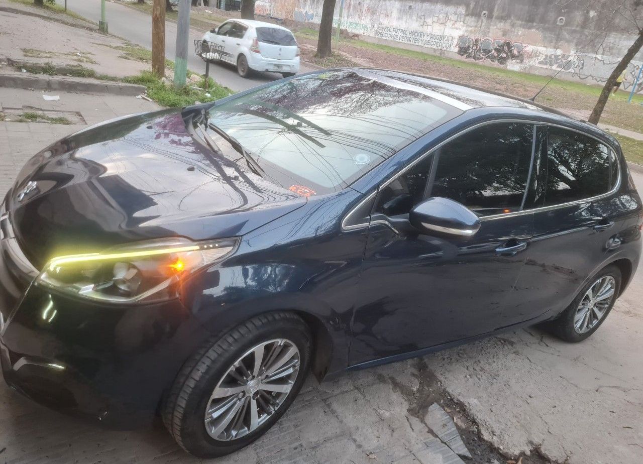 Peugeot 208 Usado en Tucumán, deRuedas
