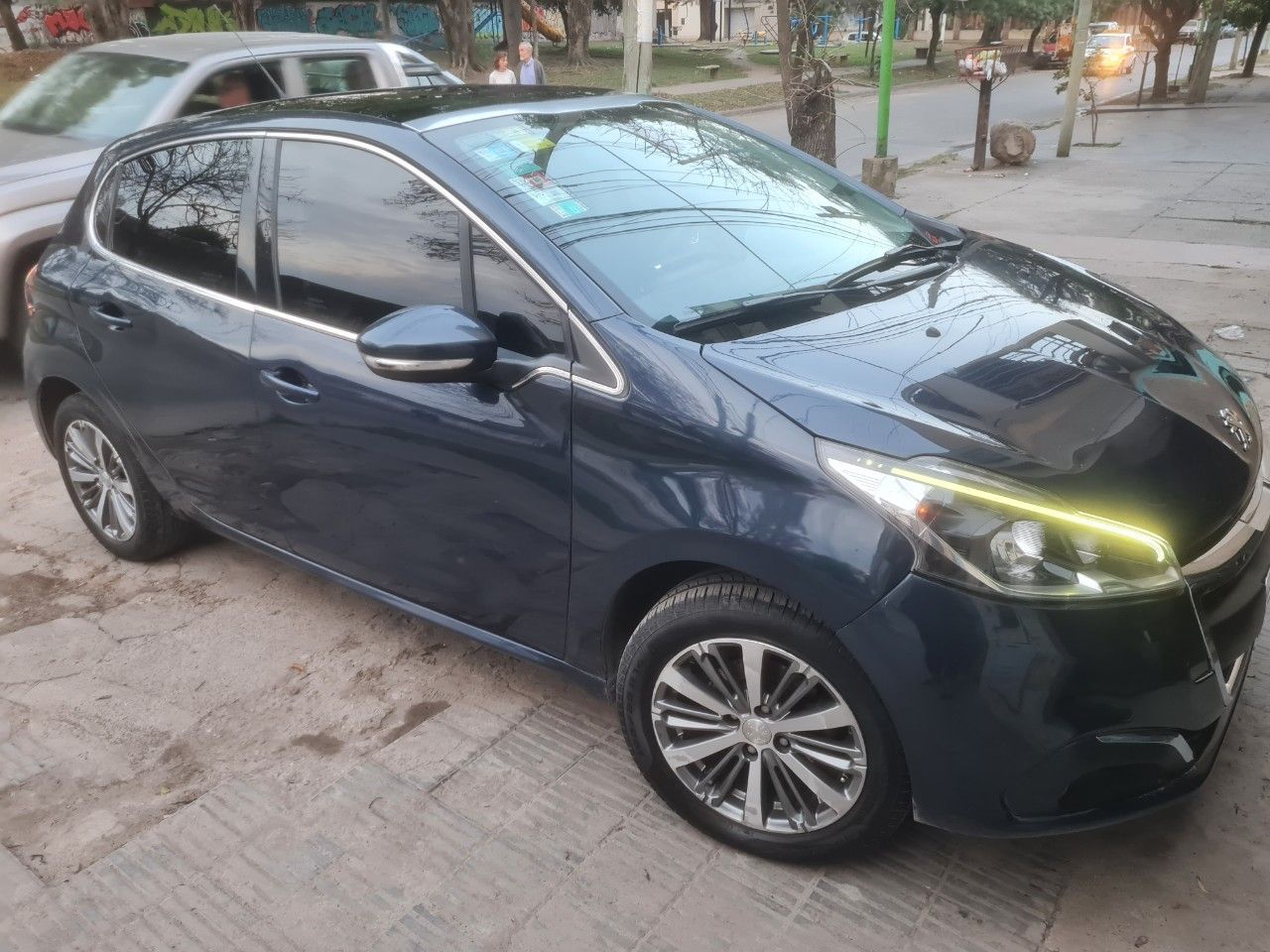 Peugeot 208 Usado en Tucumán, deRuedas